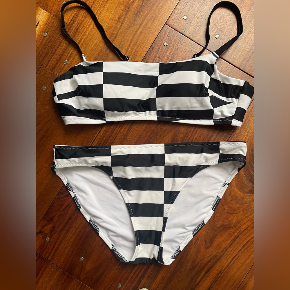 Aerie swim black and white checkered bikini bottoms size medium top large scoop